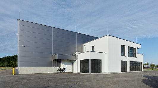 Maisrimel Recycling GmbH - Außenansicht mit Eingang