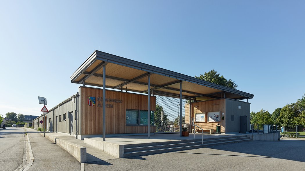 Freibad Altheim - Außenansicht Eingangsbereich