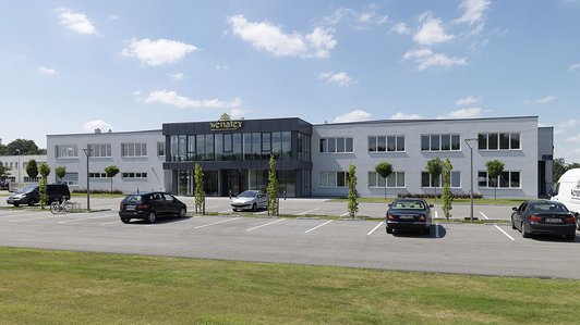 Frontalansicht Schräg Bürogebäude