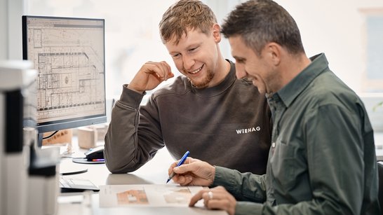 WIEHAG Bauleiter Planbesprechung